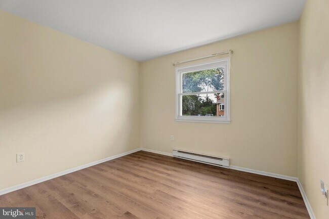 Building Photo - 13242 Kurtz Rd