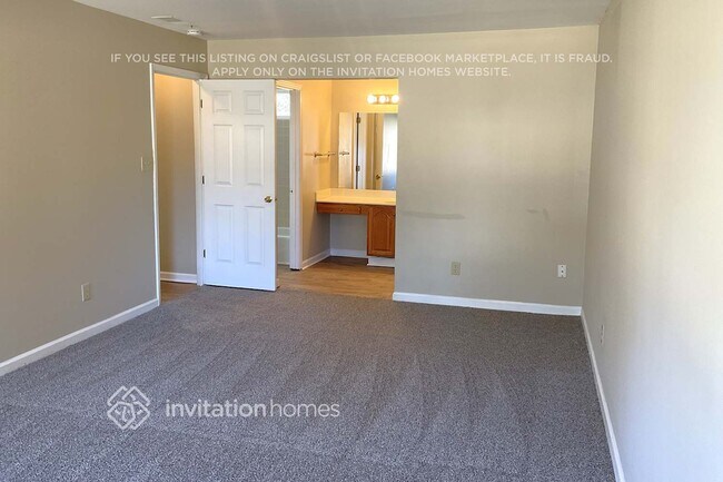 Building Photo - 865 Trailside Ln SW