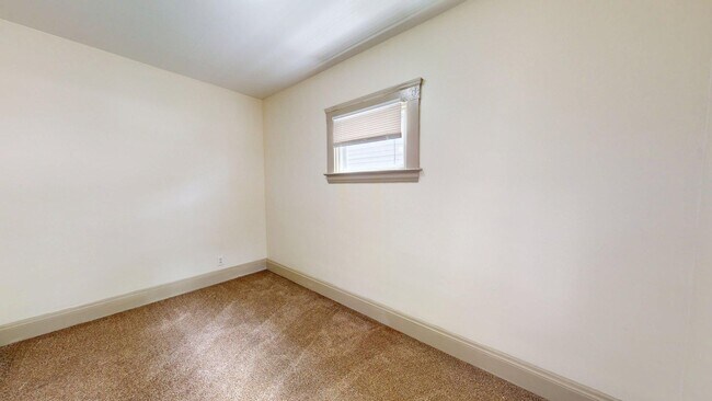 Building Photo - 3339 W.84th