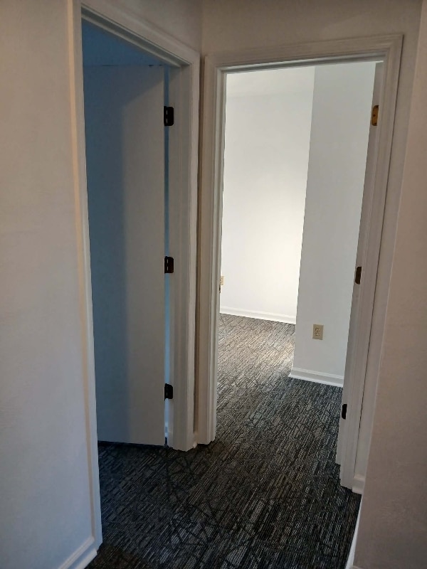 Building Photo - 2403 Roanoke Ave