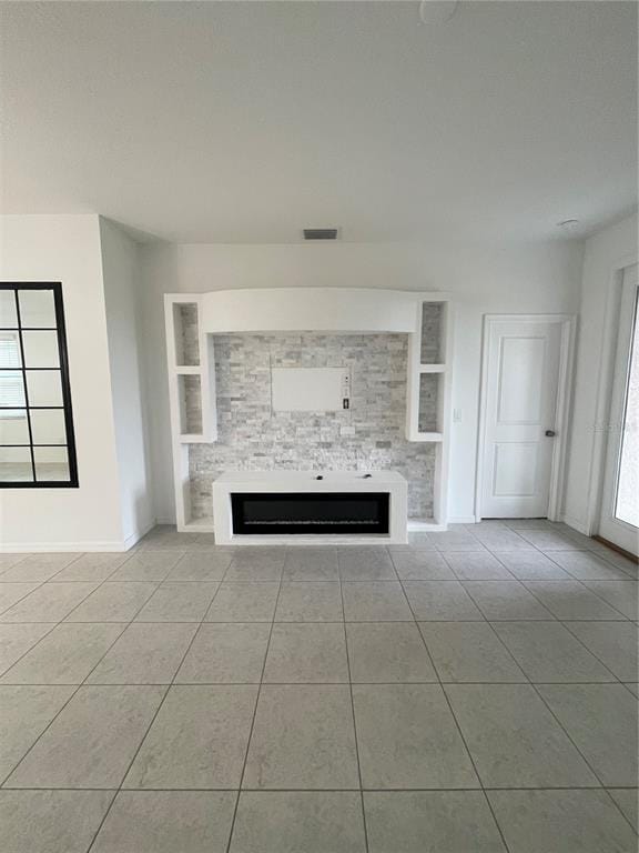 Building Photo - 6625 Great Bear Dr