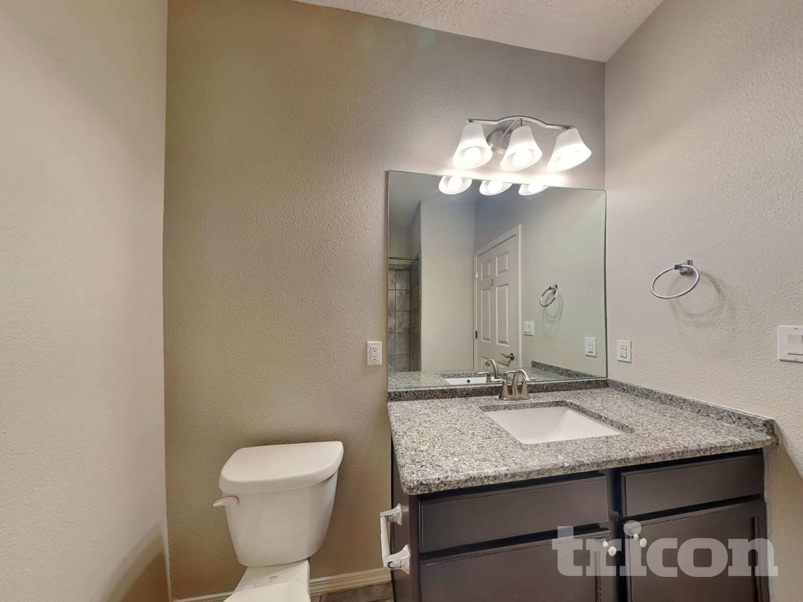 Building Photo - 7033 Mountain Hawk Loop NE