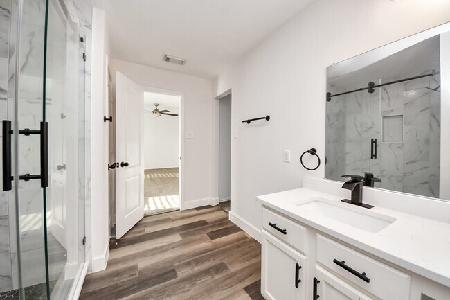 Building Photo - 7826 Maverick Trace Ln