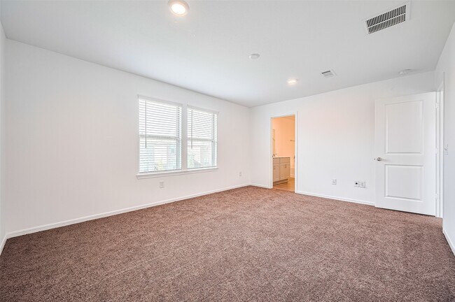 Building Photo - 1001 Laguna Cv Dr