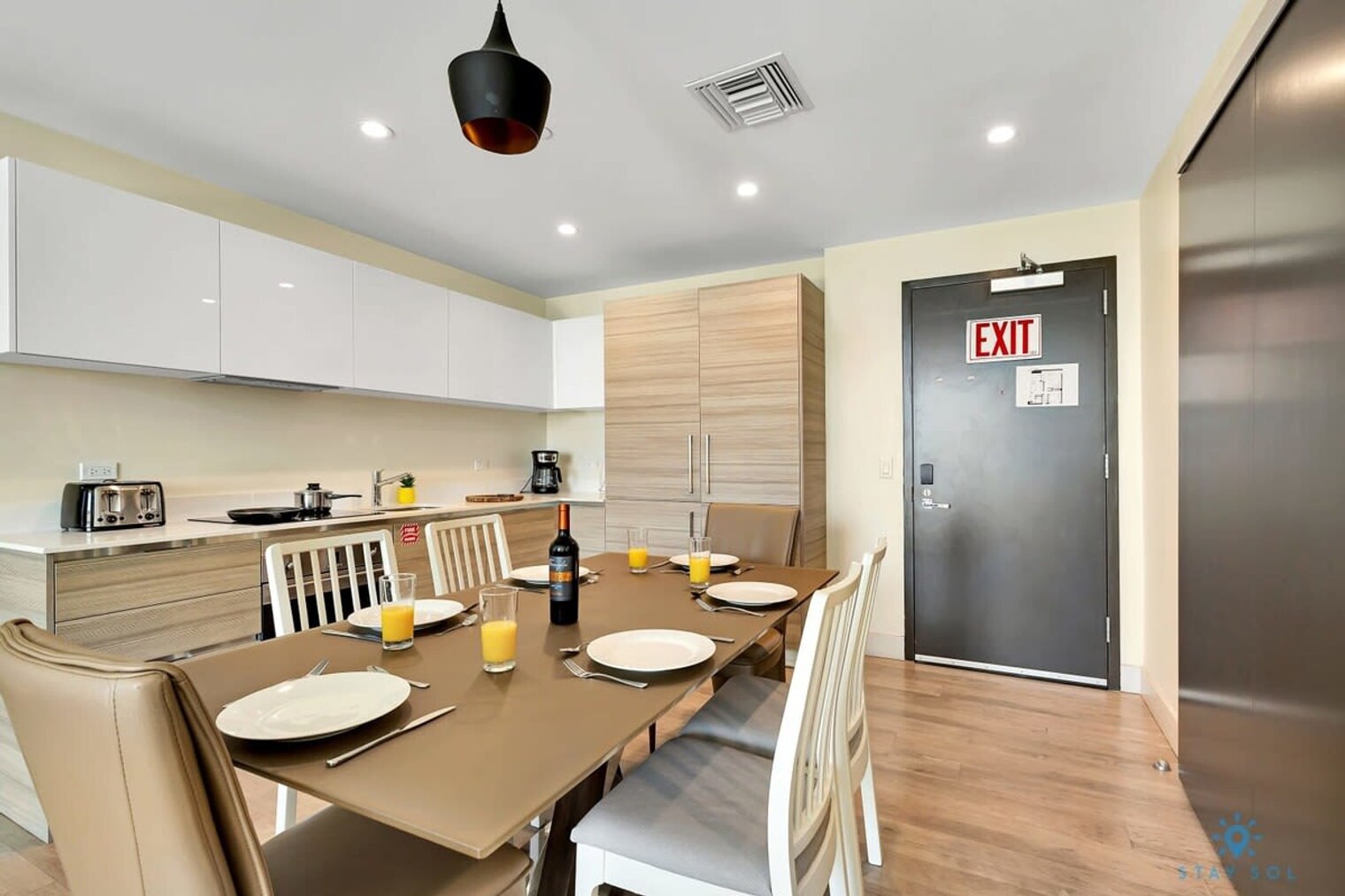 Building Photo - 348 Indiana St