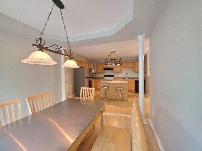 Building Photo - 426 Northview~ Sunset Ridge