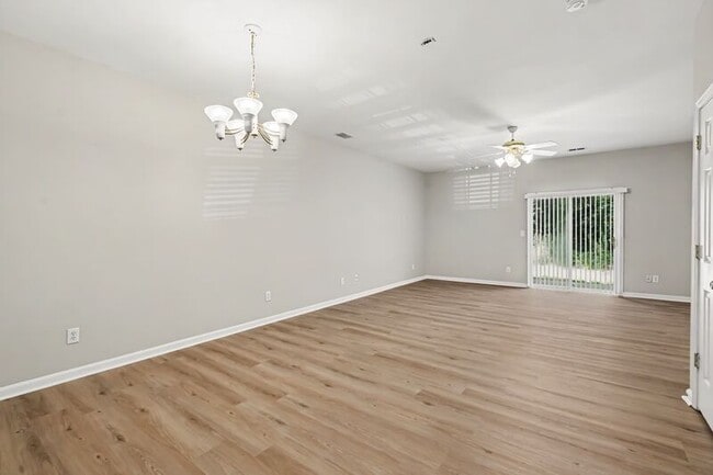 Building Photo - 2224 Winthrop Chase Dr