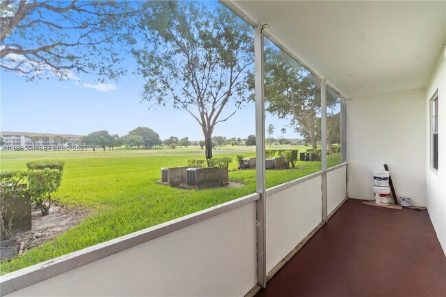 Building Photo - 301 SW 135th Ave