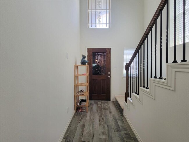 Building Photo - 12612 Ashford Shadow