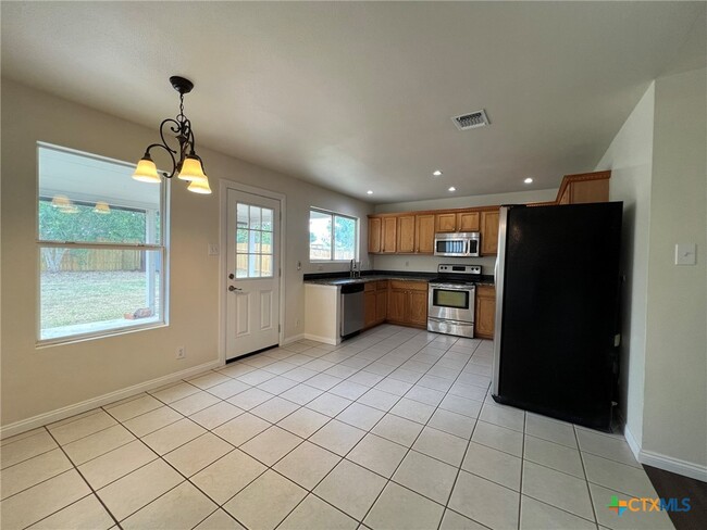 Building Photo - 2038 Castleberry Ridge