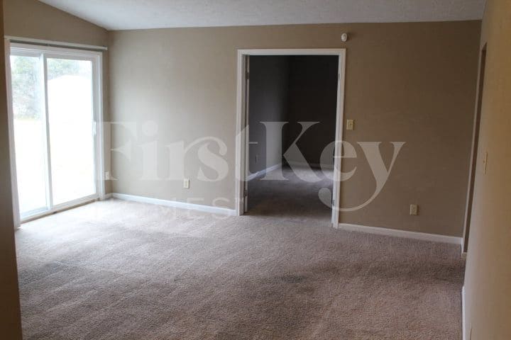 Building Photo - 2923 Grassy Creek Dr