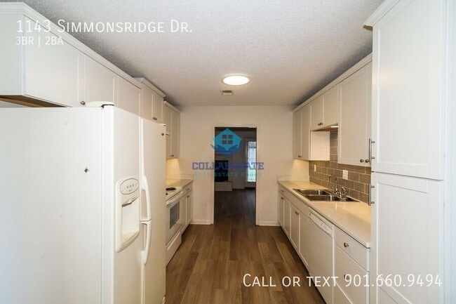 Building Photo - 1143 Simmonsridge Dr