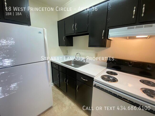 Building Photo - 18 W Princeton Cir Cir