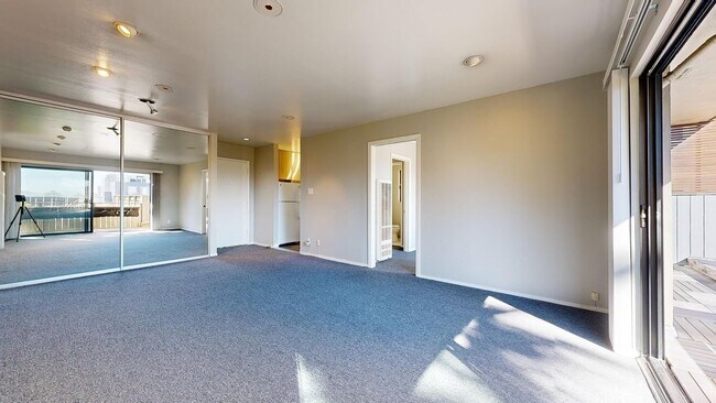 Building Photo - 1817 California St