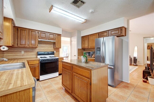 Building Photo - 12607 Andromeda Cove