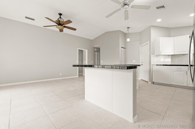 Building Photo - 1209 Pine Sage Cir