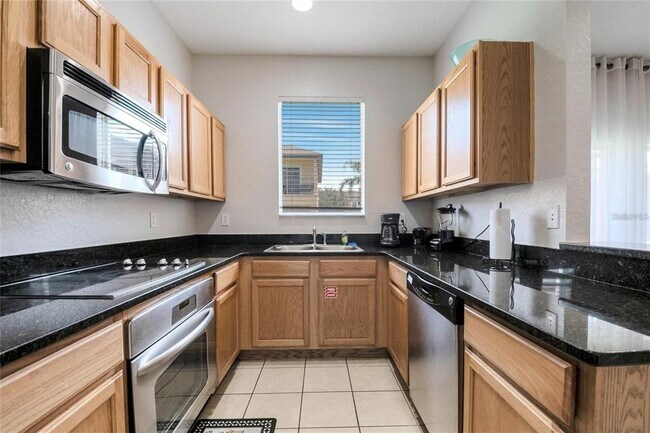 Building Photo - 2713 Bushman Dr