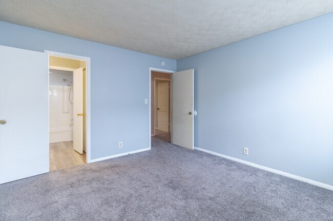 Building Photo - 9157 Cedarpark Ln NW