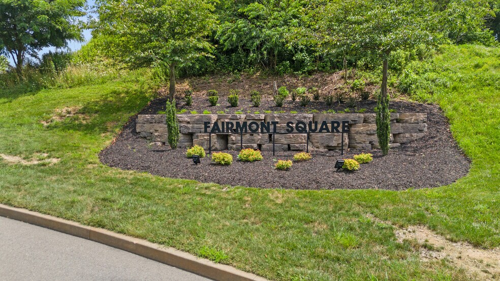 Building Photo - 433 Fairmont Dr