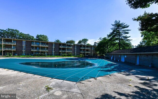 Building Photo - 7174 Donnell Pl