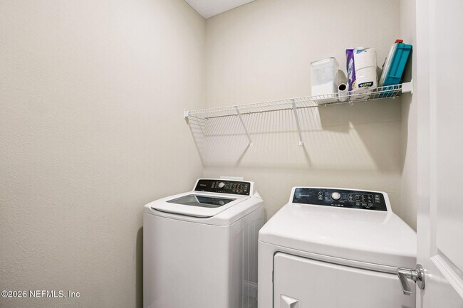 Building Photo - 118 Sadler Ct