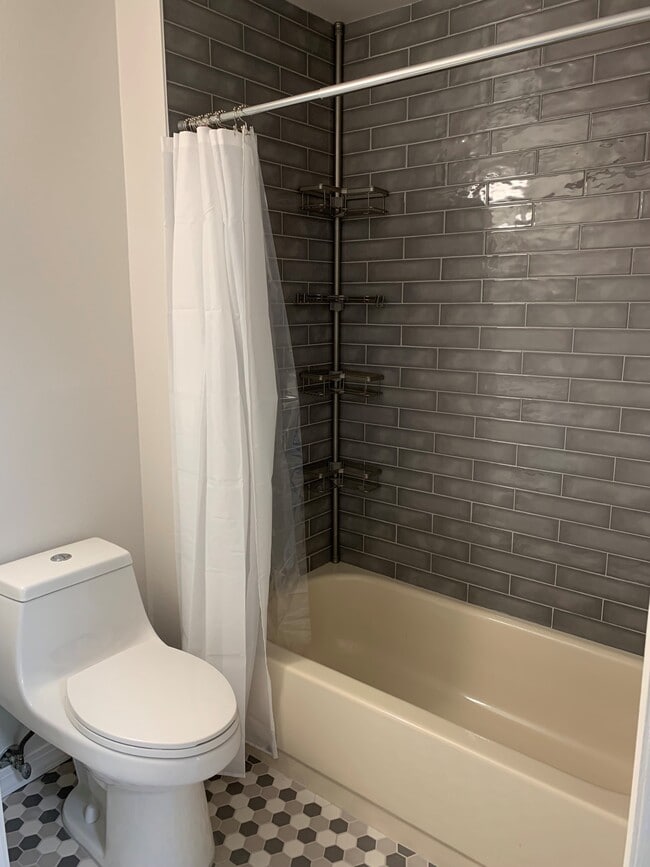 Bathroom - 2171 Fox Chase Blvd