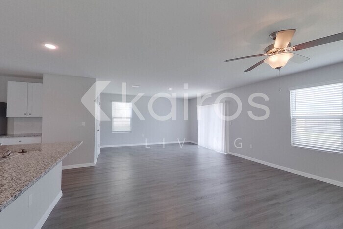 Building Photo - 8675 SW 43rd Ter