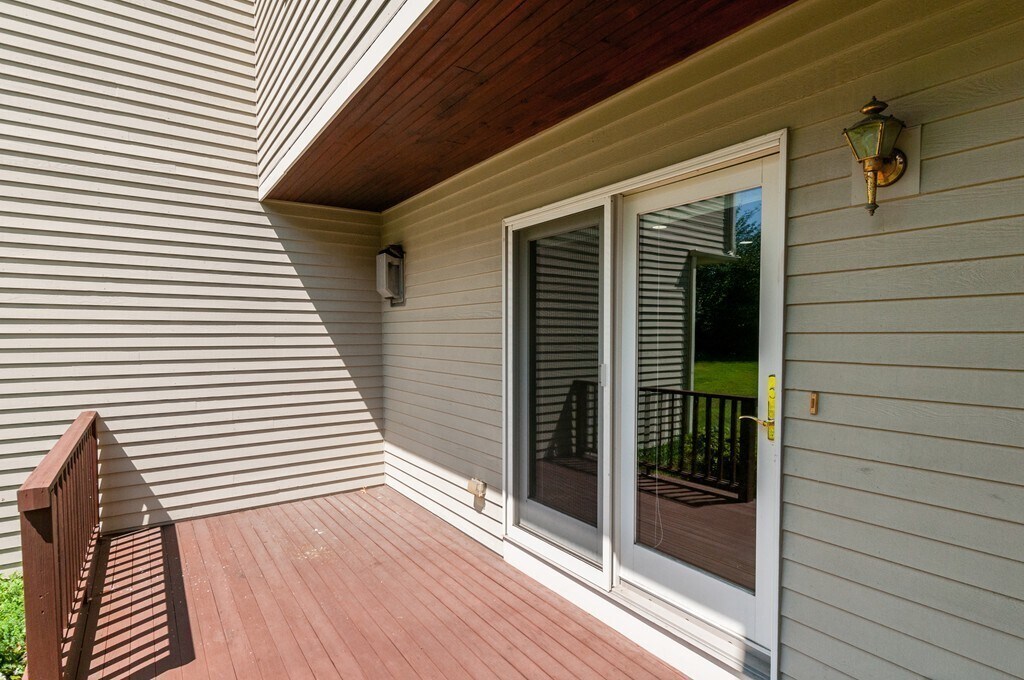 Building Photo - 232 Pearl St