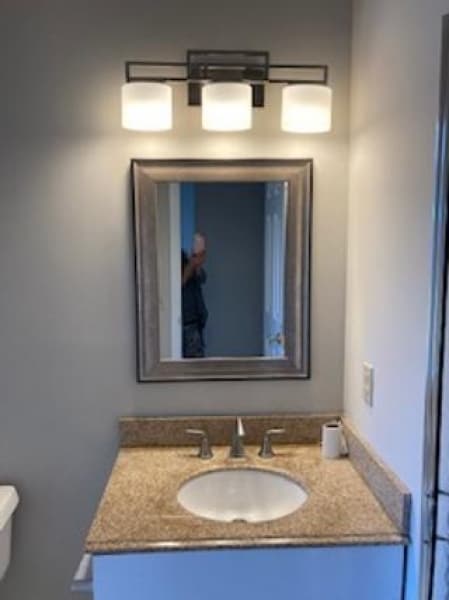 Building Photo - 16 Larkin Cir