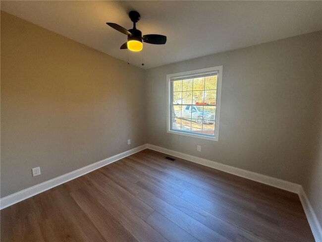 Building Photo - 3726 Bolding Rd