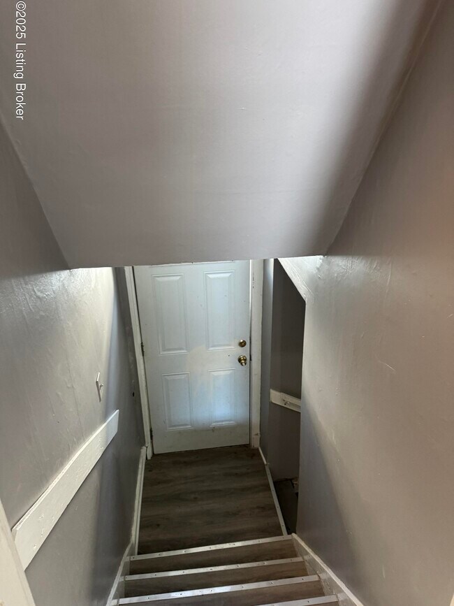 Building Photo - 104 N 45th St