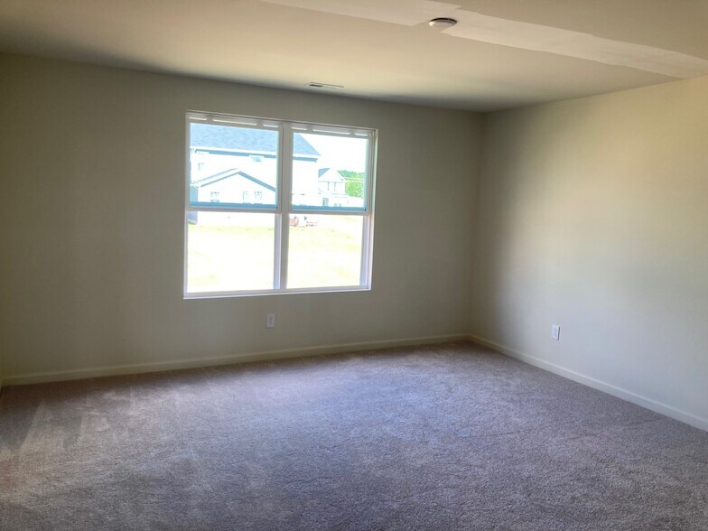 Building Photo - 3714 Creekstone Bluff Blvd