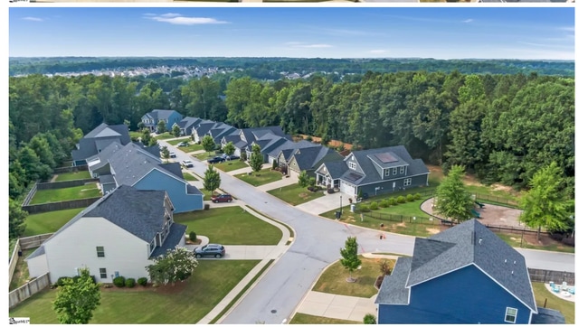 Building Photo - 500 Briar Oaks Ln