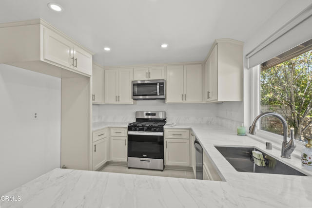 Building Photo - 9426 Carlynn Pl