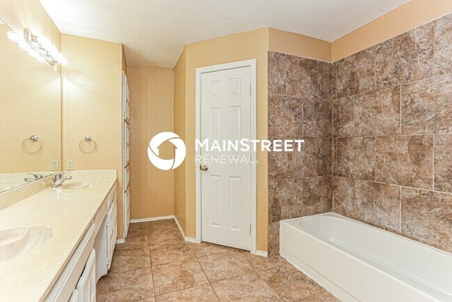 Building Photo - 3 Bedroom Pet-Friendly Home in Watauga, TX with Main Street Renewal