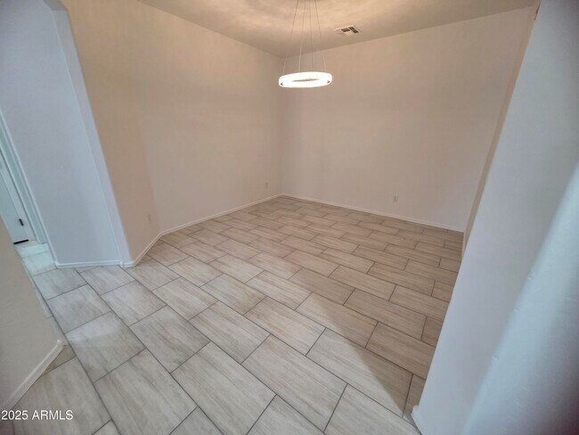 Building Photo - 42432 W Almira Dr