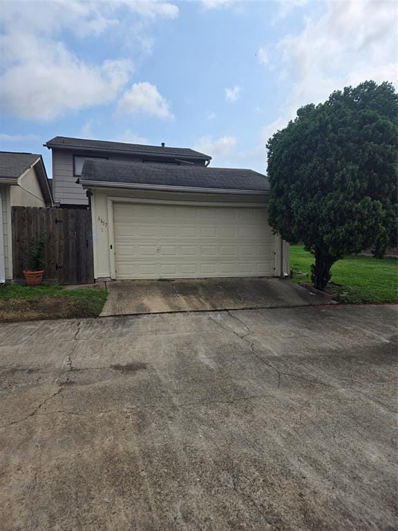 Building Photo - 6417 S Briar Bayou Dr