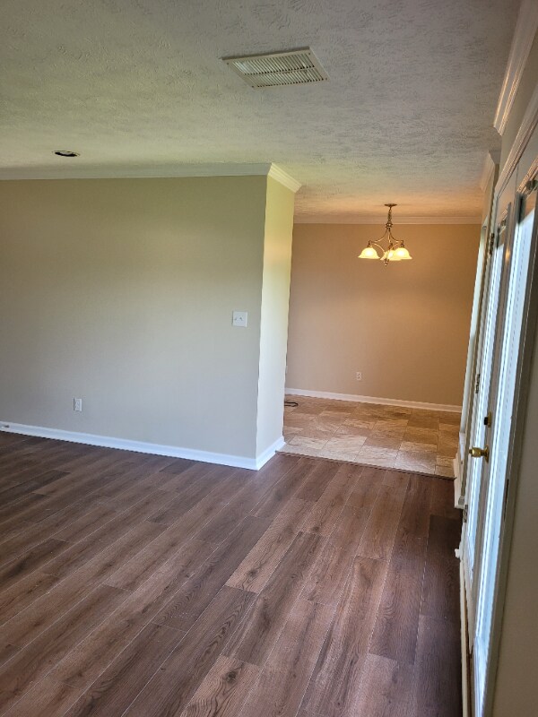 Building Photo - 1310 Louisville Rd