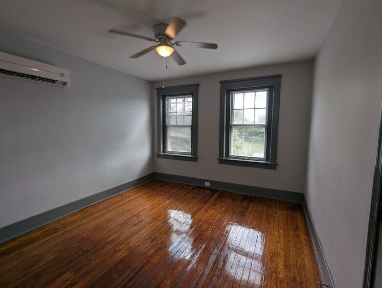 Building Photo - 2914 Idlewood Ave