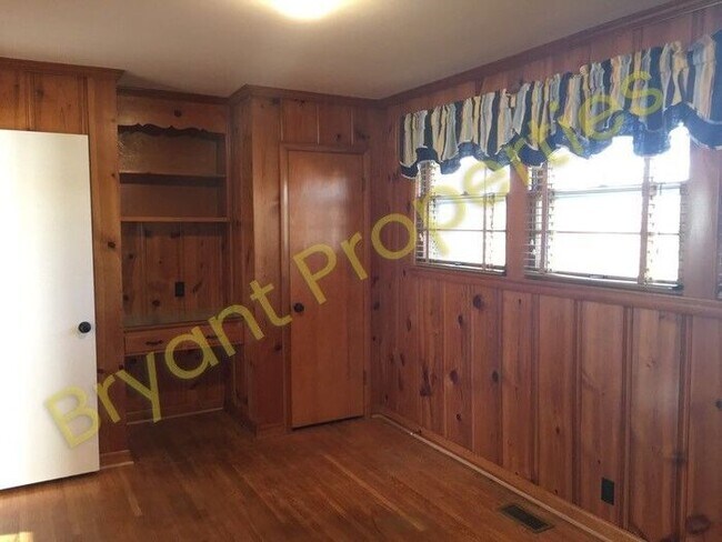 Building Photo - East Nashville - 3-Bedroom 1 Bath