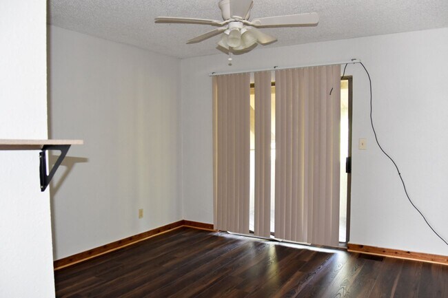 Building Photo - 149 Private Rd 1509