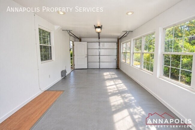 Building Photo - 1229 Blue Ridge Pl