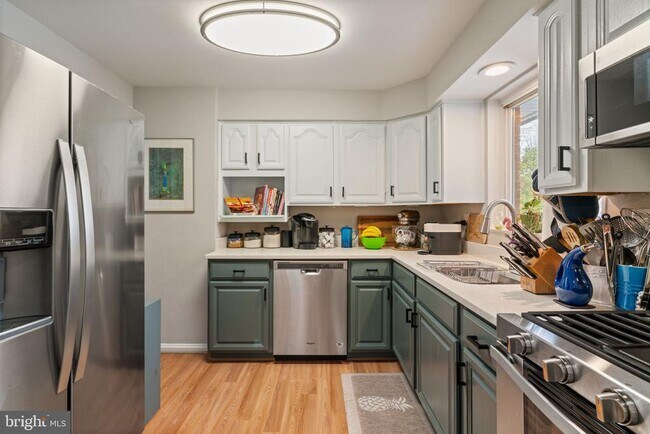 Building Photo - 3903 Whispering Ln