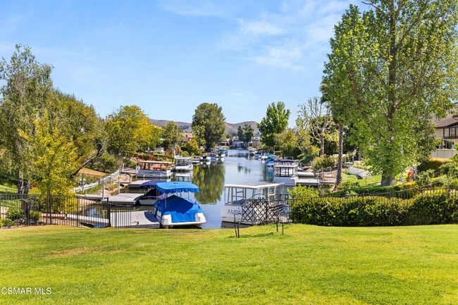 Building Photo - 3805 Mainsail Cir