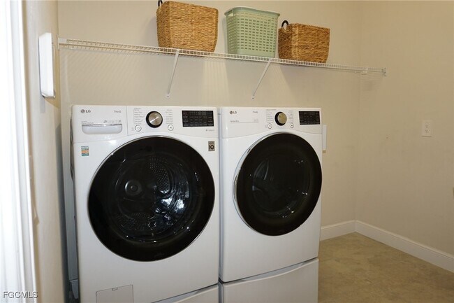 Building Photo - 3425 Hampton Blvd