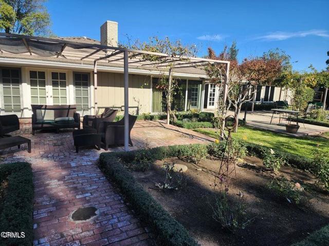 Building Photo - 1282 Fairway Dr