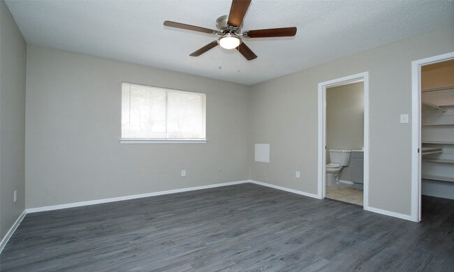 Building Photo - 18711 Andalusian Dr