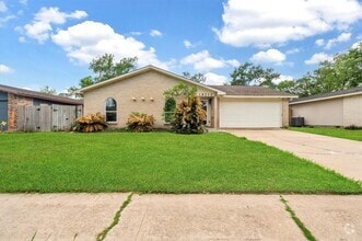 Building Photo - 18215 Navajo Trail Dr