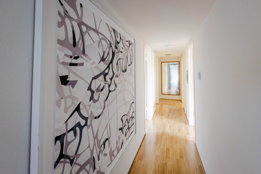 Building Photo - 1322 Electric Ave