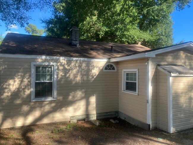 Building Photo - 1519 Fanning